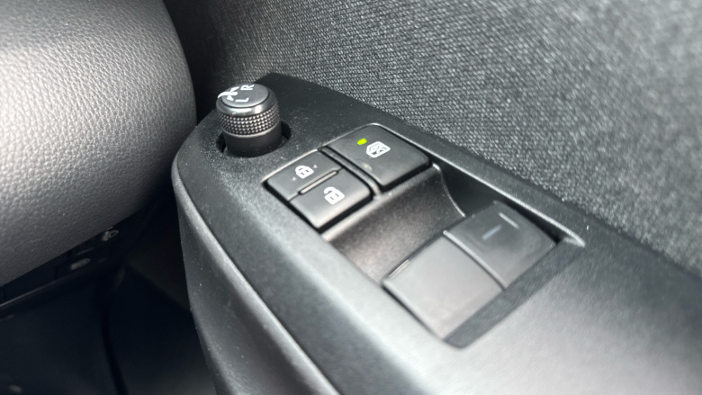 Toyota Yaris 1.5 Hybrid Icon 5dr CVT Hybrid Hatchback